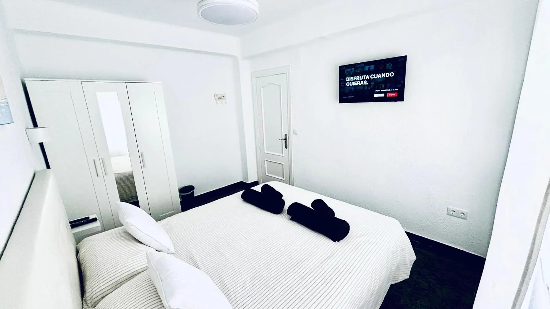 Aperol Apartment Malaga Spain